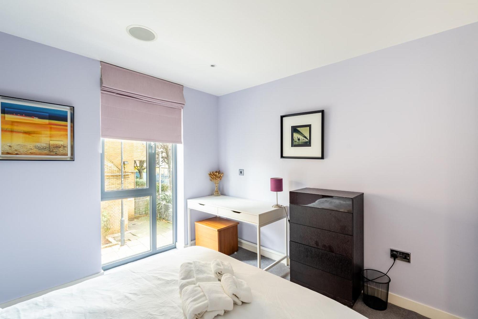 King Beds With En-suite, Private Balcony And Elevator By Iconic Portobello Market Apartamento