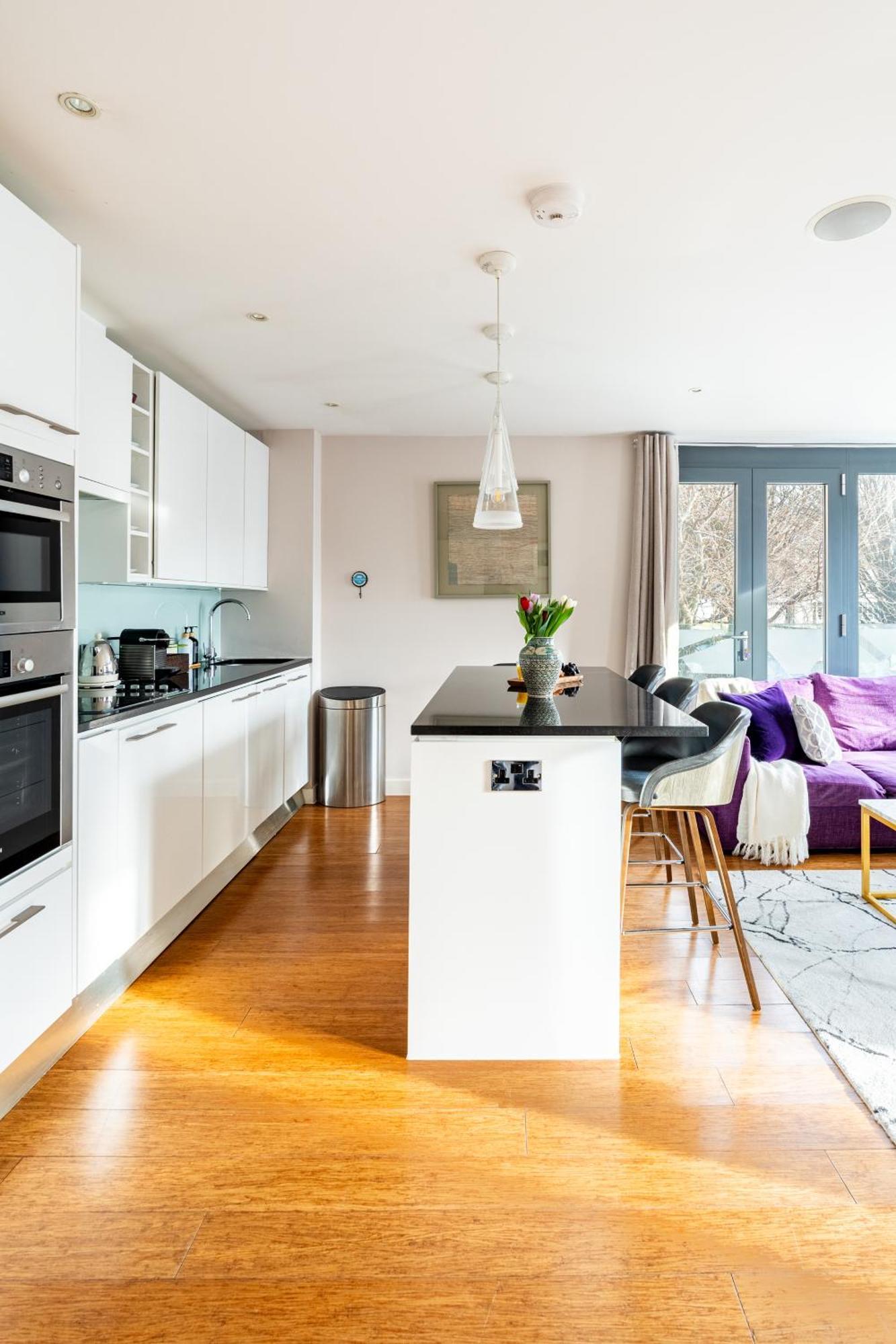 Apartamento King Beds With En-suite, Private Balcony And Elevator By Iconic Portobello Market Londres