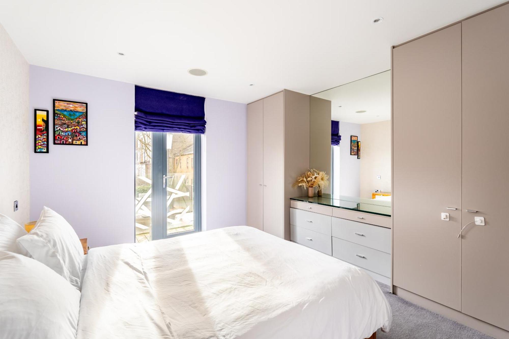 King Beds With En-suite, Private Balcony And Elevator By Iconic Portobello Market Apartamento *